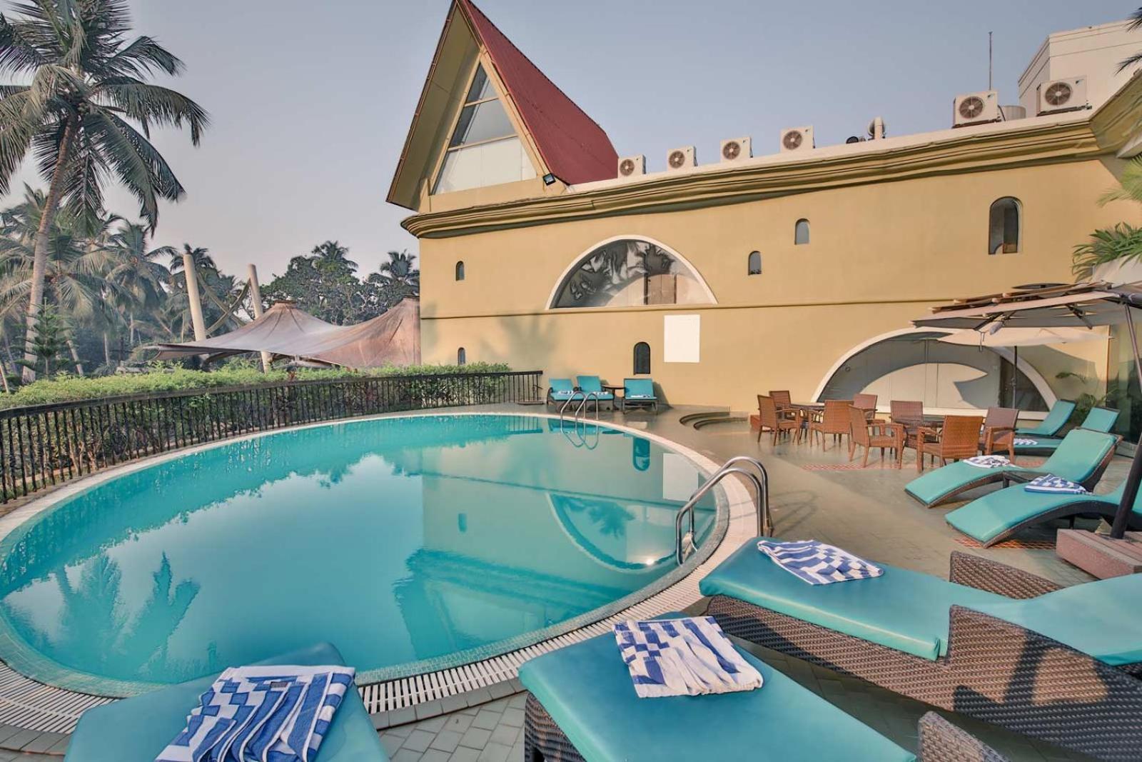 Neelam The Glitz Hotel Calangute Bagian luar foto