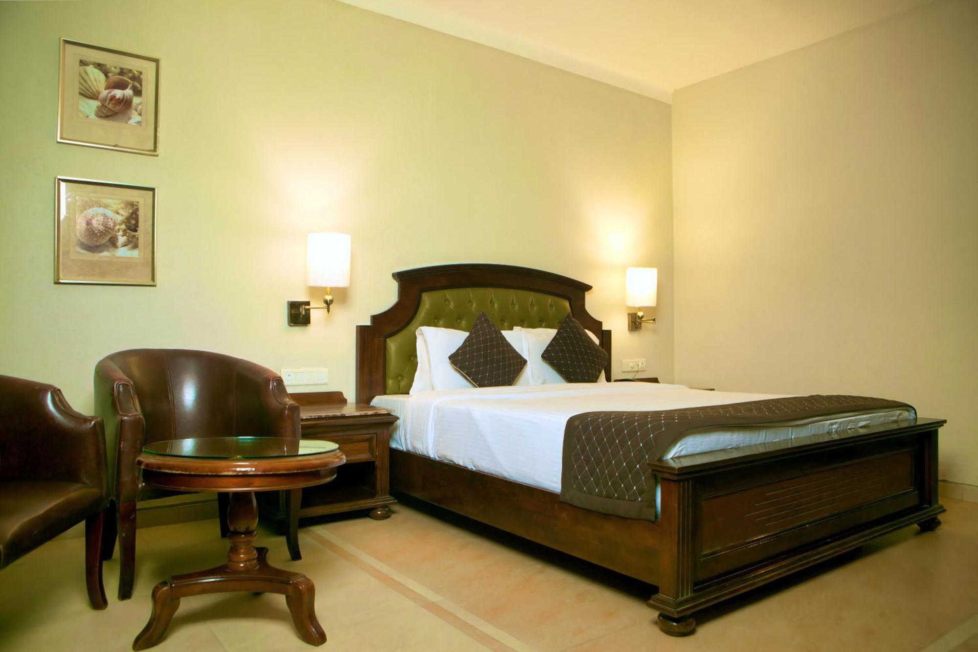 Neelam The Glitz Hotel Calangute Bagian luar foto