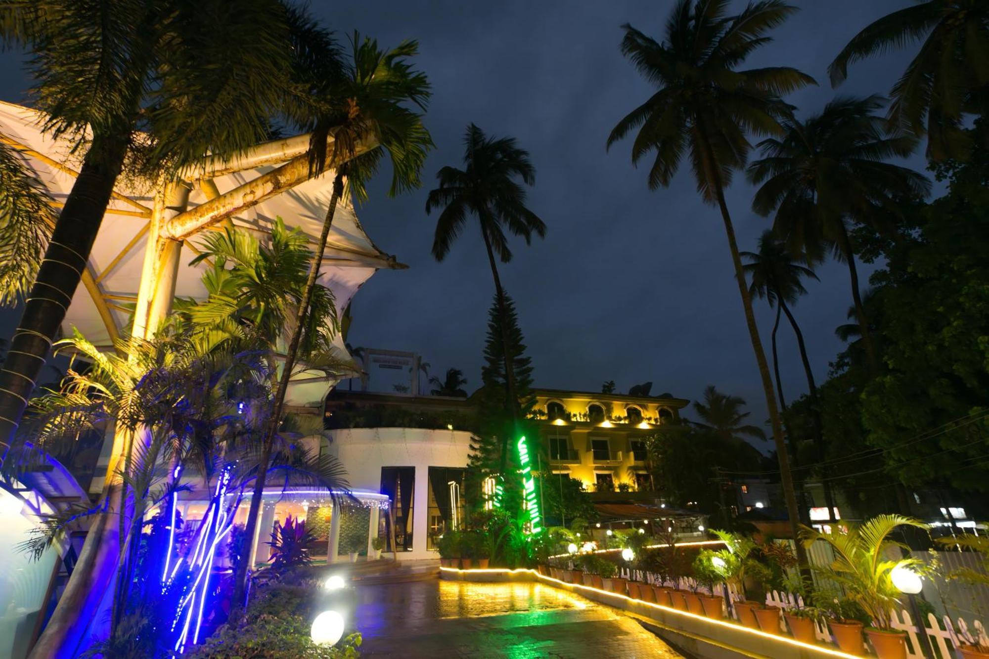 Neelam The Glitz Hotel Calangute Bagian luar foto